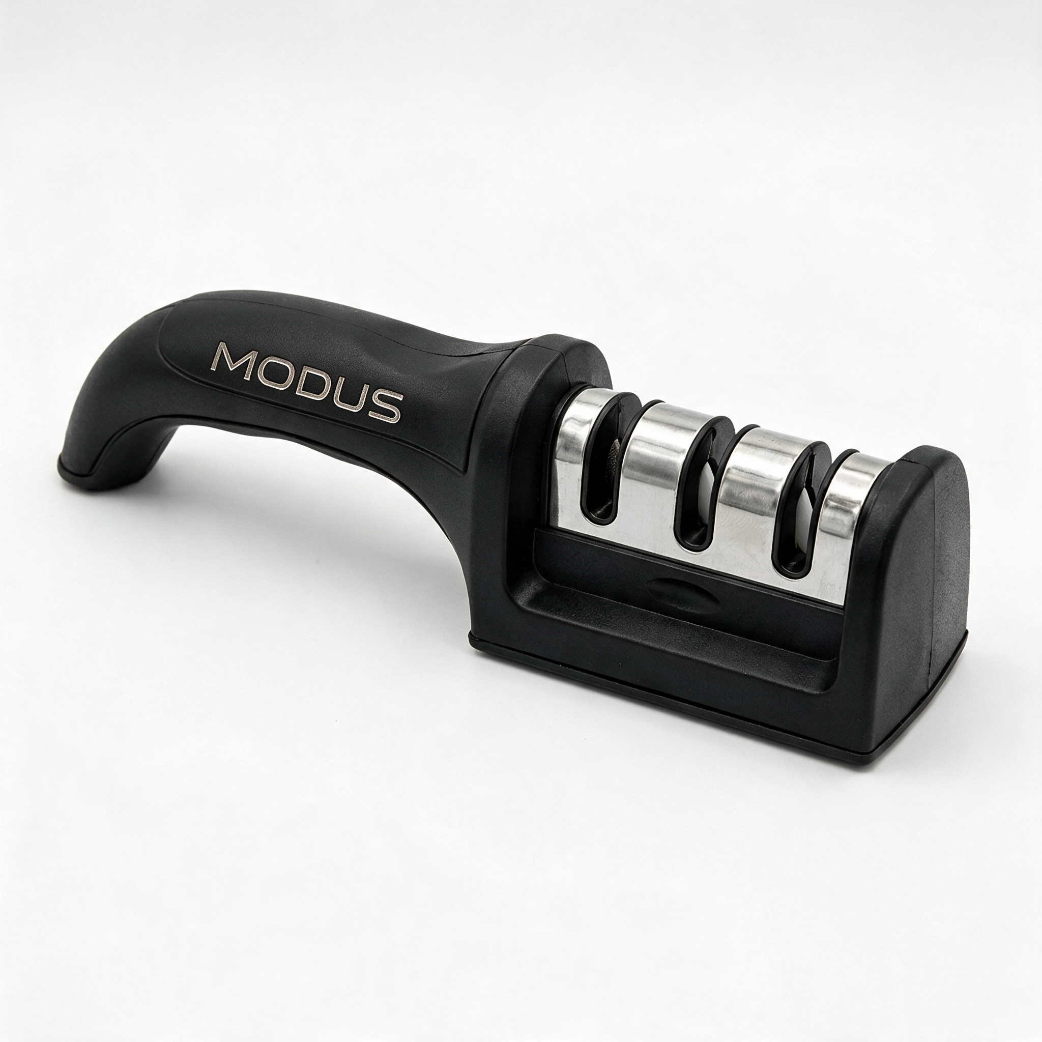 Afilador de cuchillos 4 en 1 - mango negro, 4 segmentos - foto de estudio con marca MODUS